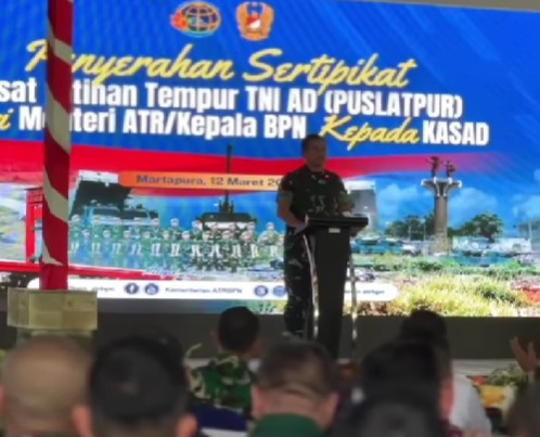 Bupati OKU Hadiri Penyerahan Sertifikat Puslatpur TNI AD