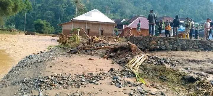 banjir bandang di Oku Selatan.