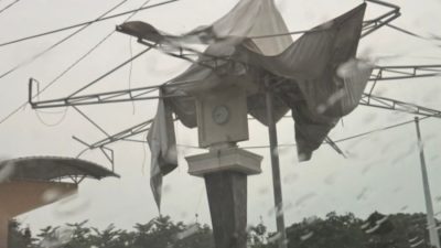 payung tamkot Baturaja tumbang.