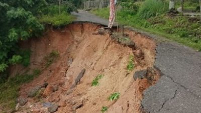 longsor desa peninjauan