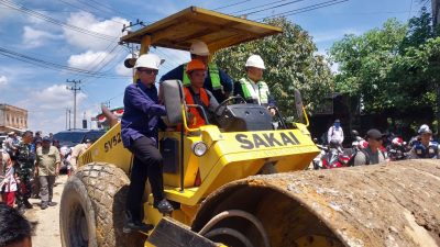 Ground Breaking Jalan Cor Beton di OKU, Dana Rp7 M
