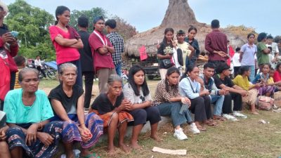 Aksi Kemanusiaan GMNI SBD Jangkau Yaru Wora