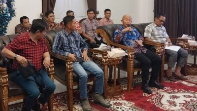 Bupati Teddy Minta Tata Ulang Pasar Dalam Kota