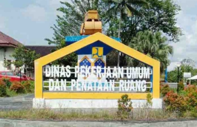 pu pr oku salahkan hujan