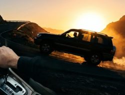 Cara Aman Mobil Matik Nanjak Curam