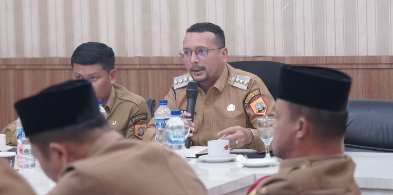 Bupati Labusel Fery Sahputra