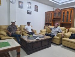 Martinus Mitar Temui Tokoh Golkar