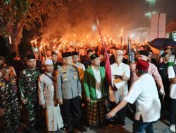 Ribuan Warga NU OKU Antusias Pawai Obor