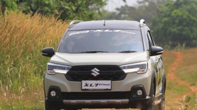 Suzuki XL7 Alpha Hybrid