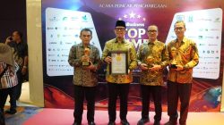 Pemkab OKU dan BPR Baturaja Raih 3 Trofi BUMD