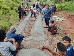 Gunakan Dana Pribadi, Carles Bantu Warga