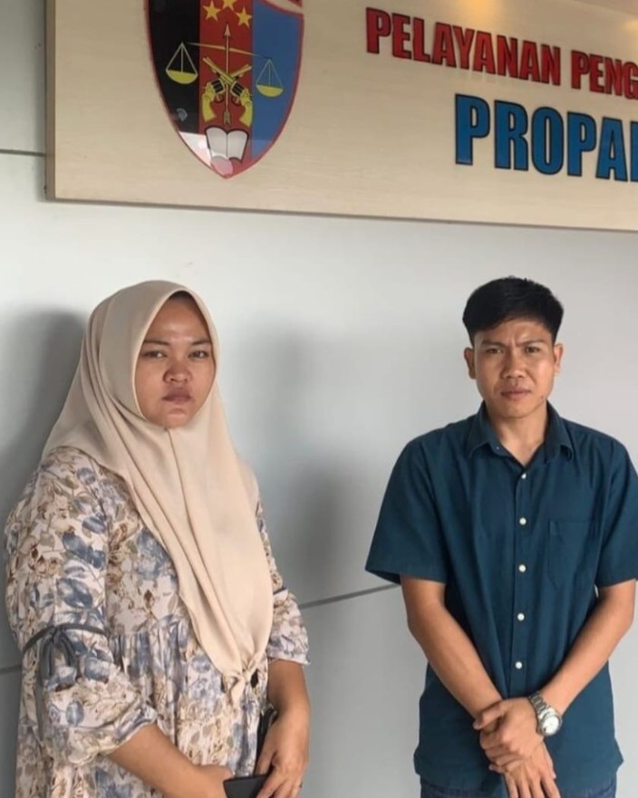 Keluarga tahanan Rinto Afriansen melapor ke Propam Polda Sumsel terkait kematian janggal di Polres Empat Lawang.
