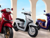 Tiga unit motor skutik retro Honda Stylo 160 berjajar memamerkan warna Special Burgundy, Glam Grey, dan Royal Violet dengan latar belakang langit biru.
